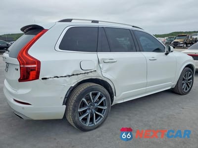 Trzecie zdjęcie samochodu z tyłu: 2017 VOLVO XC90 T6 VIN:YV4A22PK4H1157499 - miniatura