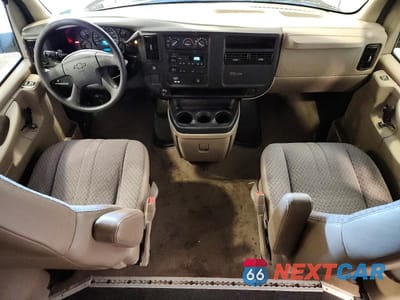 Zdjęcie 8 z 13 samochodu: 2007 CHEVROLET EXPRESS G3500 VIN:1GAHG39U871242568 - miniatura