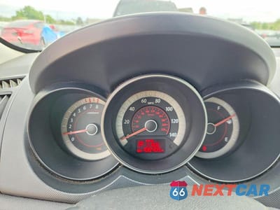 Zdjęcie 9 z 13 samochodu: 2010 KIA FORTE EX VIN:KNAFU4A2XA5063954 - miniatura
