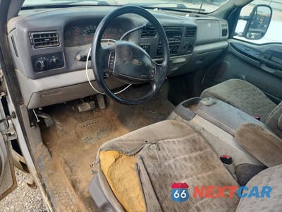 Zdjęcie 8 z 12 samochodu: 2000 FORD F350 SRW SUPER DUTY VIN:1FTSX31F9YED89924 - miniatura