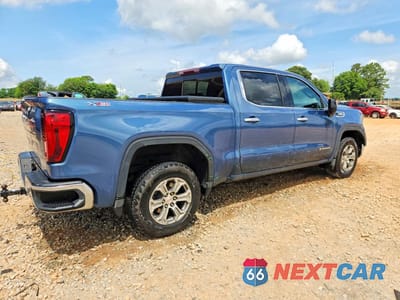 Trzecie zdjęcie samochodu z tyłu: 2024 GMC SIERRA K1500 SLT VIN:3GTUUDE84RG160077 - miniatura