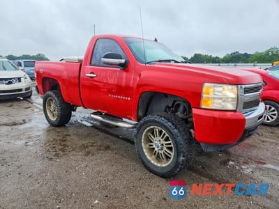Czwarte zdjęcie samochodu z boku: 2009 CHEVROLET SILVERADO K1500 VIN:1GCEK14089Z120086 - miniatura
