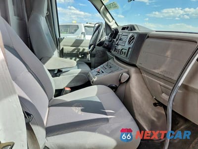 Zdjęcie 11 z 13 samochodu: 2016 FORD E-350 VIN:1FDWE3FS4GDC24974 - miniatura