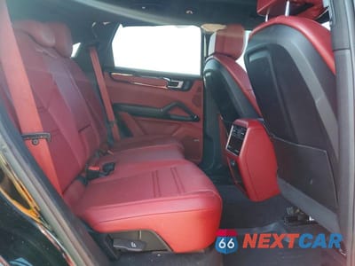 Zdjęcie 11 z 14 samochodu: 2022 PORSCHE CAYENNE S VIN:WP1AB2AY7NDA31761 - miniatura