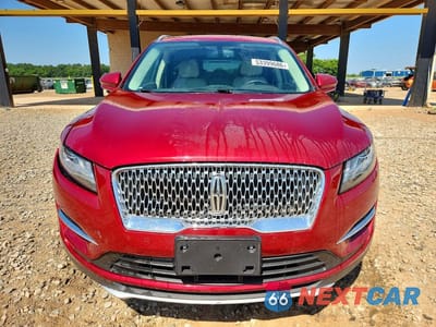 Piąte zdjęcie samochodu w środku: 2019 LINCOLN MKC VIN:5LMCJ1C98KUL31651 - miniatura