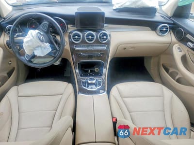 Zdjęcie 8 z 13 samochodu: 2019 MERCEDES-BENZ GLC 300 4MATIC VIN:WDC0G4KB9KV176675 - miniatura