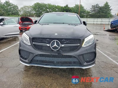 Piąte zdjęcie samochodu w środku: 2016 MERCEDES-BENZ GLE COUPE 450 4MATIC VIN:4JGED6EB8GA032525 - miniatura