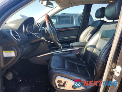 Zdjęcie 7 z 13 samochodu: 2009 MERCEDES-BENZ ML 550 VIN:4JGBB72E09A453378 - miniatura