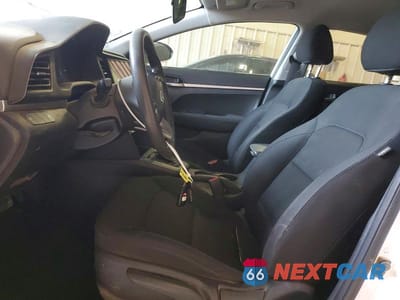 Zdjęcie 7 z 13 samochodu: 2019 HYUNDAI ELANTRA SE VIN:5NPD74LF4KH415901 - miniatura