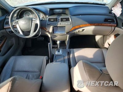 Zdjęcie 8 z 12 samochodu: 2011 HONDA ACCORD EXL VIN:1HGCP2F82BA109365 - miniatura