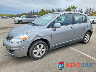 2012 NISSAN VERSA S AUTOMATIC 3N1BC1CP3CK296064 - główne zdjęcie licytacji z USA - miniatura