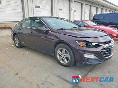 Czwarte zdjęcie samochodu z boku: 2020 CHEVROLET MALIBU LS VIN:1G1ZC5ST6LF106885 - miniatura