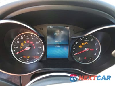 Zdjęcie 9 z 12 samochodu: 2019 MERCEDES-BENZ C 300 4MATIC VIN:55SWF8EB3KU302953 - miniatura