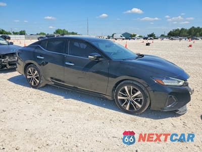 Czwarte zdjęcie samochodu z boku: 2019 NISSAN MAXIMA 3.5 SV VIN:1N4AA6AV0KC366255 - miniatura