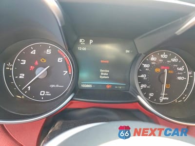 Zdjęcie 9 z 12 samochodu: 2017 ALFA ROMEO GIULIA TI Q4 VIN:ZARFAEEN9H7560780 - miniatura