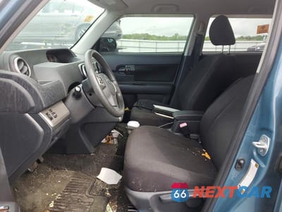 Zdjęcie 7 z 12 samochodu: 2008 TOYOTA SCION XB VIN:JTLKE50E281031537 - miniatura
