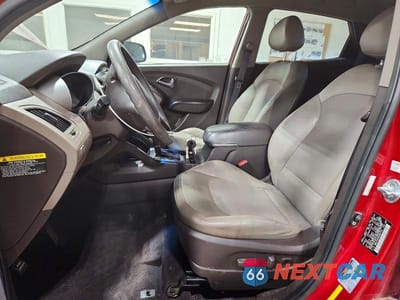 Zdjęcie 7 z 13 samochodu: 2015 HYUNDAI TUCSON 4WD VIN:KM8JTCAF6FU091773 - miniatura