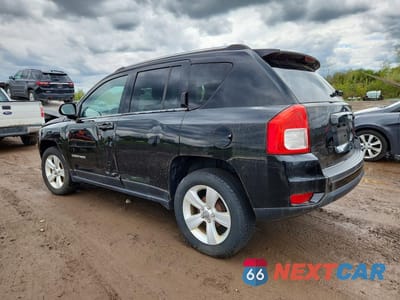 Drugie zdjęcie samochodu z przodu: 2012 JEEP COMPASS LATITUDE VIN:1C4NJCEB5CD685320 - miniatura