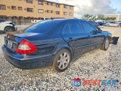 Trzecie zdjęcie samochodu z tyłu: 2007 MERCEDES-BENZ E 350 VIN:WDBUF56X07A990359 - miniatura