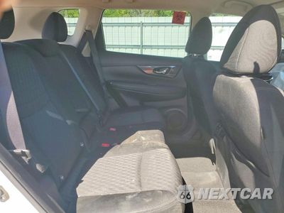 Zdjęcie 11 z 14 samochodu: 2018 NISSAN ROGUE S VIN:KNMAT2MT2JP592375 - miniatura
