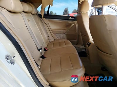 Zdjęcie 10 z 12 samochodu: 2007 VOLKSWAGEN JETTA 2.5 OPTION PACKAGE 1 VIN:3VWRG71K27M089599 - miniatura