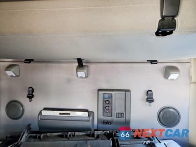 Zdjęcie 6 z 10 samochodu: 2019 VOLVO VN VNL VIN:4V4NC9EH1KN193608 - miniatura