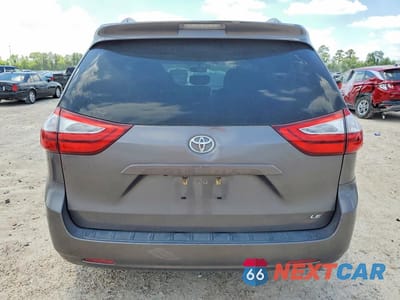 Zdjęcie 6 z 13 samochodu: 2017 TOYOTA SIENNA LE VIN:5TDKZ3DC9HS847340 - miniatura