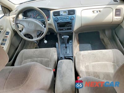 Zdjęcie 8 z 13 samochodu: 1999 HONDA ACCORD LX VIN:JHMCG5643XC054061 - miniatura