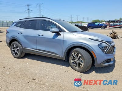 Czwarte zdjęcie samochodu z boku: 2025 KIA SPORTAGE EX VIN:5XYK3CDF3SG279585 - miniatura