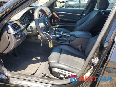 Zdjęcie 7 z 12 samochodu: 2017 BMW 330 I VIN:WBA8B9C50HK675644 - miniatura