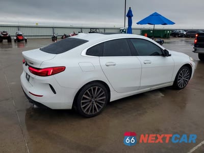 Trzecie zdjęcie samochodu z tyłu: 2021 BMW 228I VIN:WBA53AK04M7J18448 - miniatura