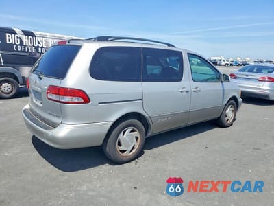 Trzecie zdjęcie samochodu z tyłu: 2003 TOYOTA SIENNA XLE VIN:4T3ZF13CX3U520496 - miniatura