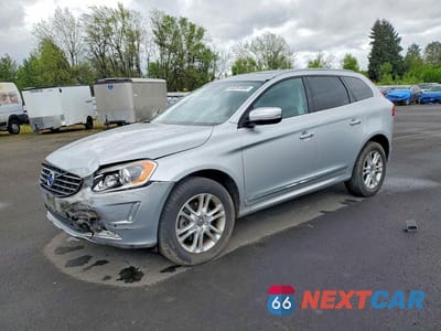 2016 VOLVO XC60 T5 PREMIER YV4612RK8G2820961 - główne zdjęcie licytacji z USA - miniatura