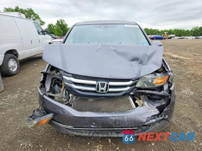 Piąte zdjęcie samochodu w środku: 2014 HONDA ODYSSEY EXL VIN:5FNRL5H66EB074147 - miniatura