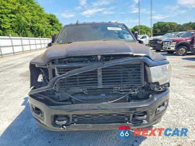 Piąte zdjęcie samochodu w środku: 2019 RAM 3500 BIG HORN VIN:3C63RRHL9KG524307 - miniatura