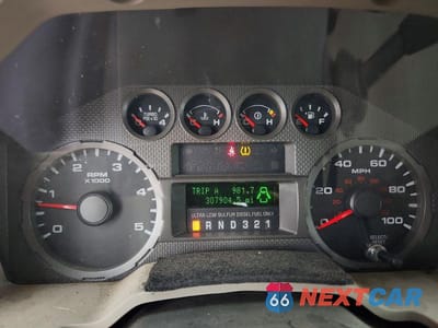 Zdjęcie 9 z 13 samochodu: 2009 FORD F250 SUPER DUTY VIN:1FTSW20R39EA39473 - miniatura
