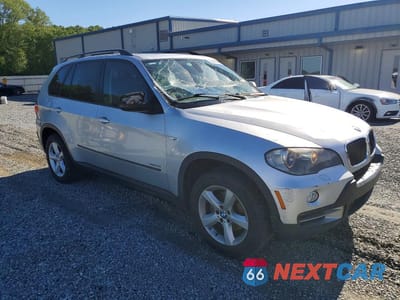 Czwarte zdjęcie samochodu z boku: 2010 BMW X5 XDRIVE30I VIN:5UXFE4C52AL277161 - miniatura