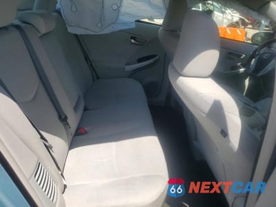 Zdjęcie 10 z 12 samochodu: 2012 TOYOTA PRIUS THREE VIN:JTDKN3DU3C1570680 - miniatura