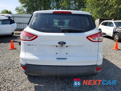 Zdjęcie 6 z 13 samochodu: 2016 FORD ESCAPE S VIN:1FMCU0F71GUC80497 - miniatura