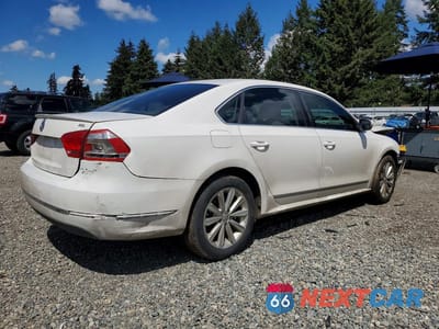 Trzecie zdjęcie samochodu z tyłu: 2013 VOLKSWAGEN PASSAT SEL VIN:1VWCP7A33DC014678 - miniatura