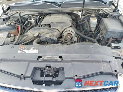 Zdjęcie 12 z 13 samochodu: 2013 CHEVROLET SUBURBAN K1500 LT VIN:1GNSKJE7XDR243743 - miniatura