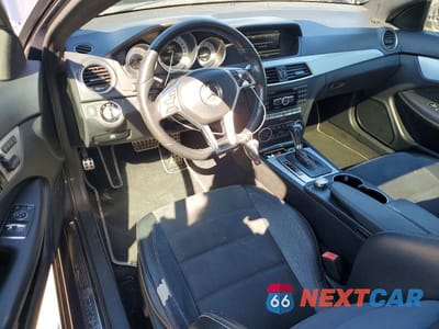 Zdjęcie 8 z 12 samochodu: 2015 MERCEDES-BENZ C 250 VIN:WDDGJ4HB0FG383999 - miniatura