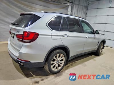 Trzecie zdjęcie samochodu z tyłu: 2016 BMW X5 XDRIVE35I VIN:5UXKR0C52G0P30443 - miniatura