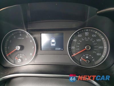 Zdjęcie 9 z 12 samochodu: 2019 KIA FORTE LXS VIN:3KPF24AD5KE077390 - miniatura
