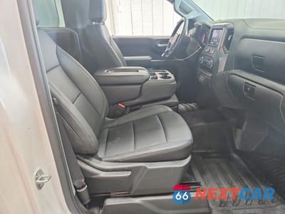 Zdjęcie 10 z 12 samochodu: 2023 CHEVROLET SILVERADO C1500 VIN:3GCNAAEK8PG359797 - miniatura