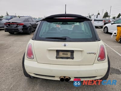 Zdjęcie 6 z 12 samochodu: 2005 MINI COOPER S VIN:WMWRE33455TD92763 - miniatura