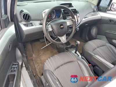 Zdjęcie 8 z 12 samochodu: 2015 CHEVROLET SPARK 1LT VIN:KL8CD6S96FC725117 - miniatura