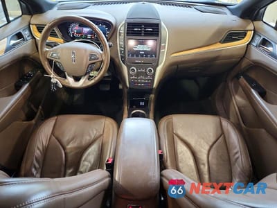 Zdjęcie 8 z 12 samochodu: 2016 LINCOLN MKC RESERVE VIN:5LMTJ3DH7GUJ21762 - miniatura