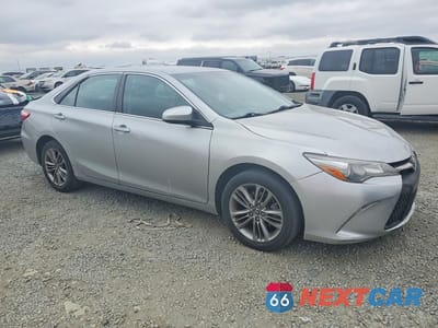 Czwarte zdjęcie samochodu z boku: 2016 TOYOTA CAMRY SE VIN:4T1BF1FKXGU120070 - miniatura