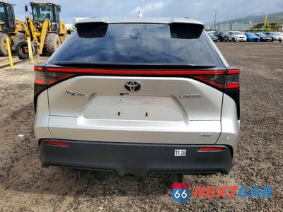 Zdjęcie 6 z 14 samochodu: 2023 TOYOTA BZ4X XLE VIN:JTMABACA8PA041649 - miniatura